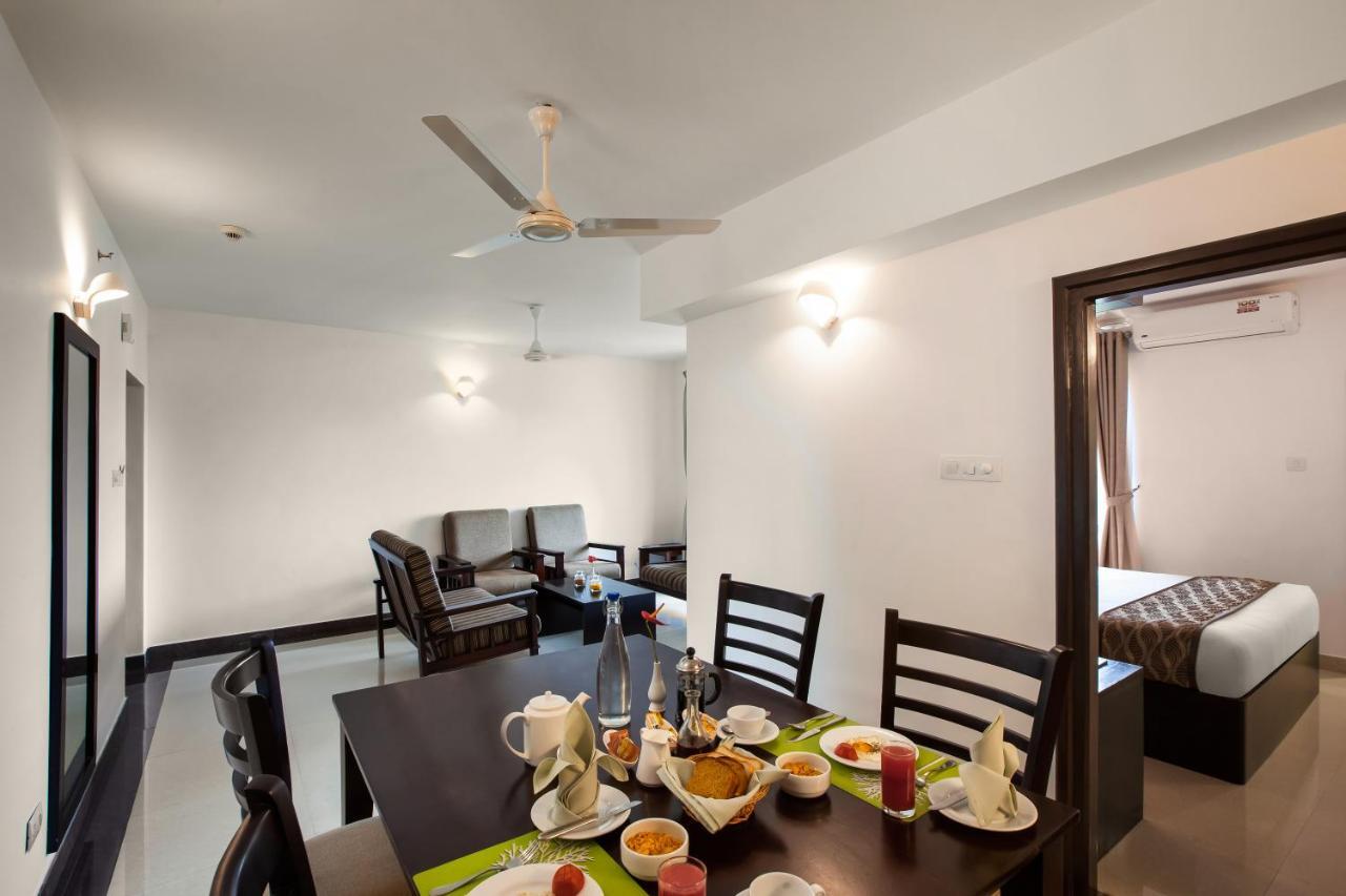 Hotel Sterling Thekkady Extérieur photo